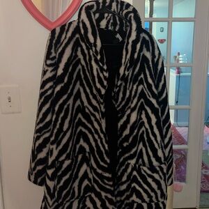 SUSAN GRAVER ZEBRA COAT SIZE M